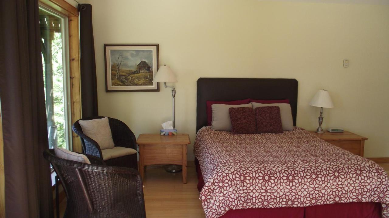 Secret Cove Cottage Suites Halfmoon Bay Zewnętrze zdjęcie